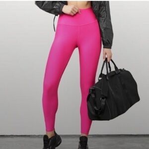 Alo Yoga Airlift High Waist Hot Pink Leggings XS excellent condition inseam 27”